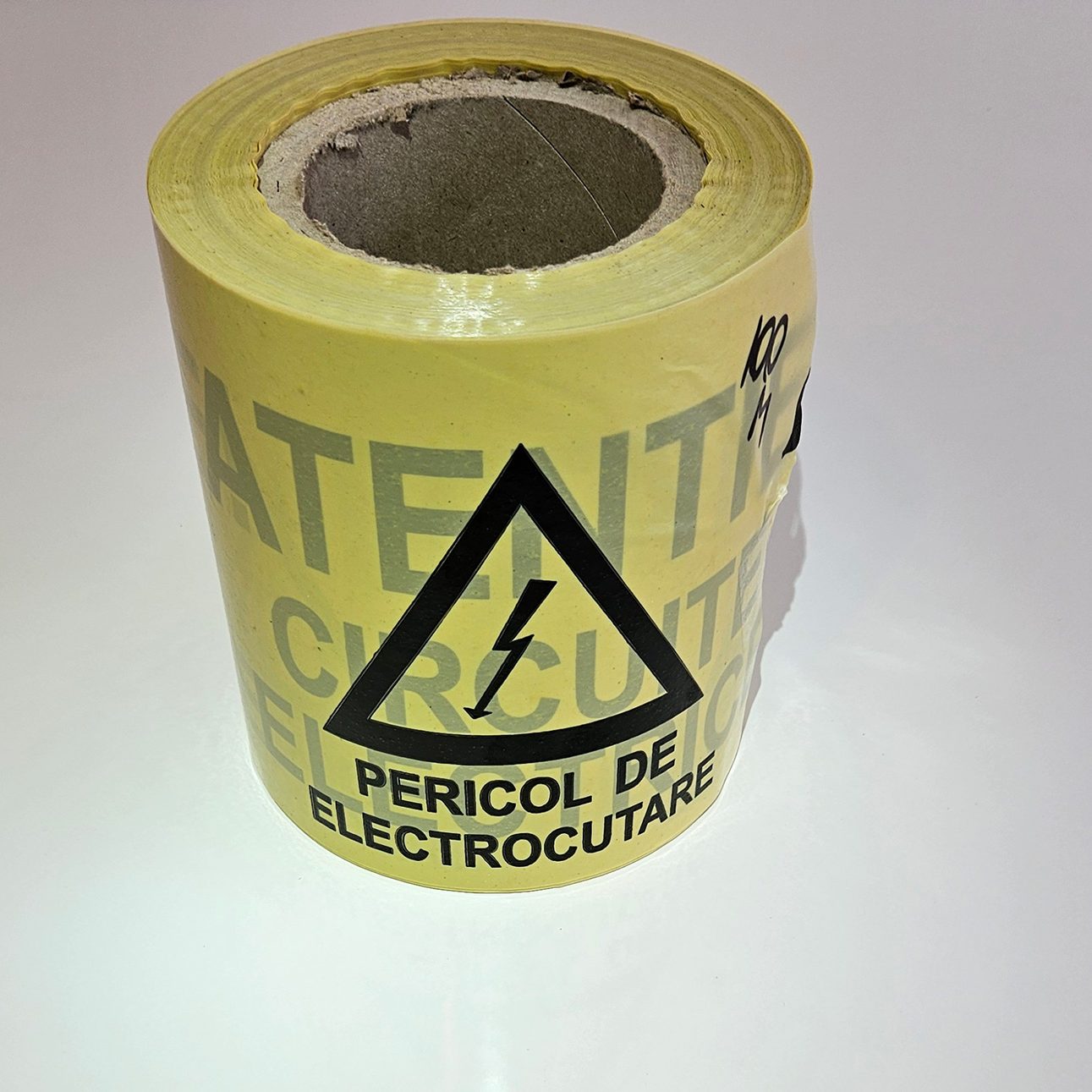 Benzi avertizoare -circuite electrice