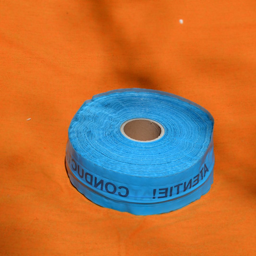 Benzi avertizoare - apa cu fire metalice 100